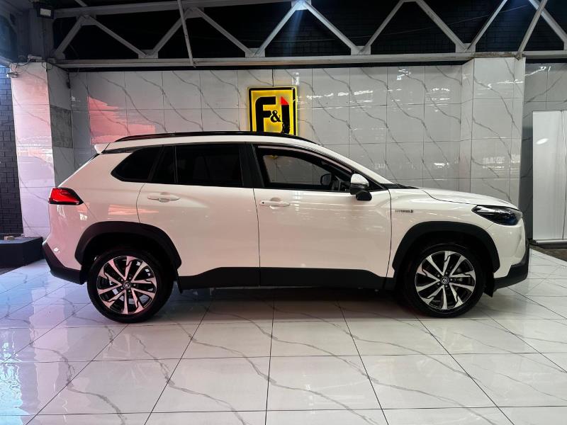 Toyota Cross