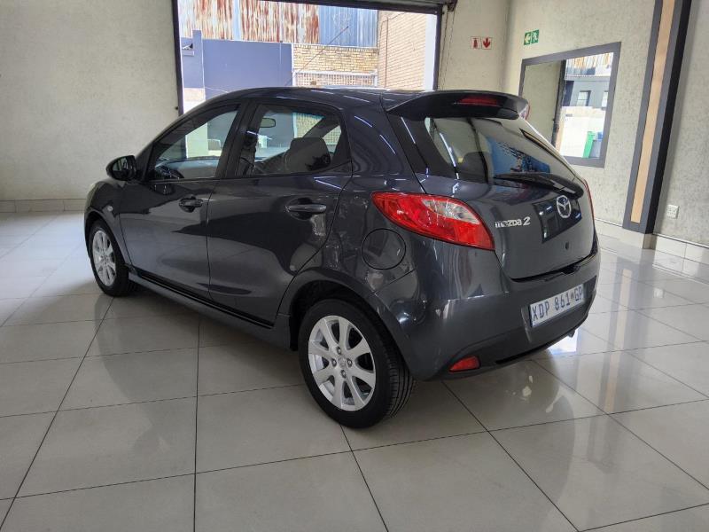 Mazda 2
