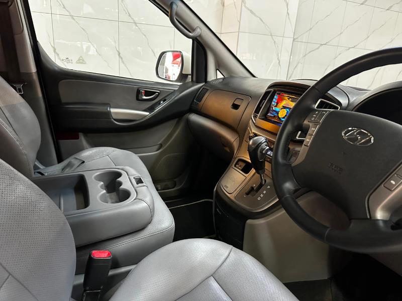 Hyundai H-1