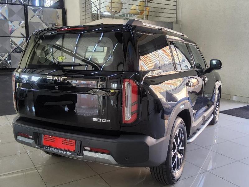 BAIC B30