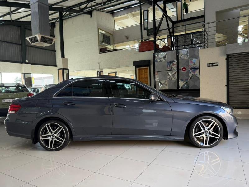 Mercedes-Benz Benz E-Class