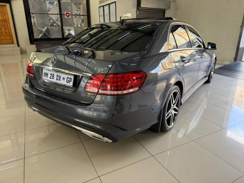 Mercedes-Benz Benz E-Class