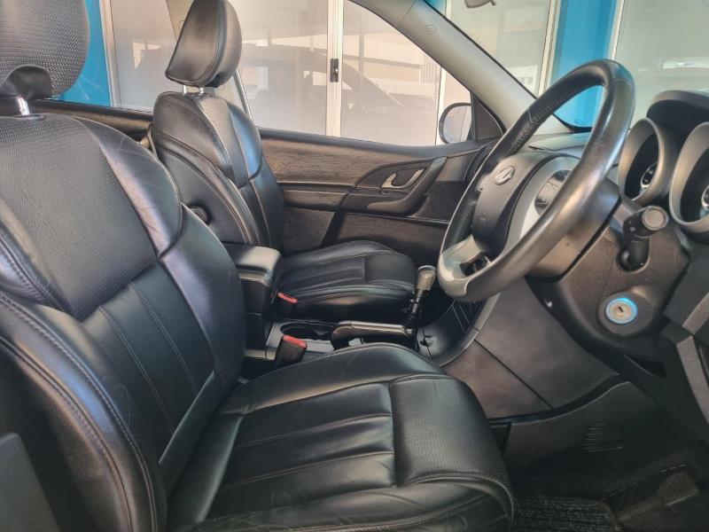 Mahindra XUV 500