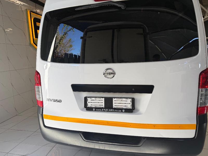 Nissan NV350