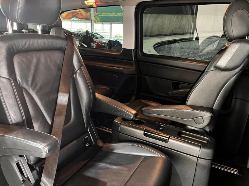 Mercedes-Benz Benz V-Class
