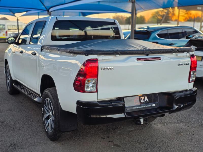 Toyota Hilux