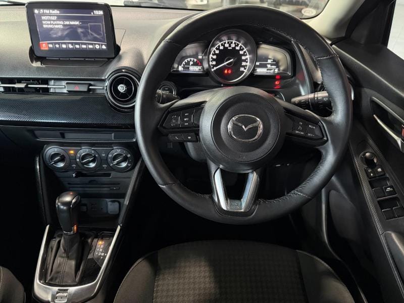 Mazda Mazda 2