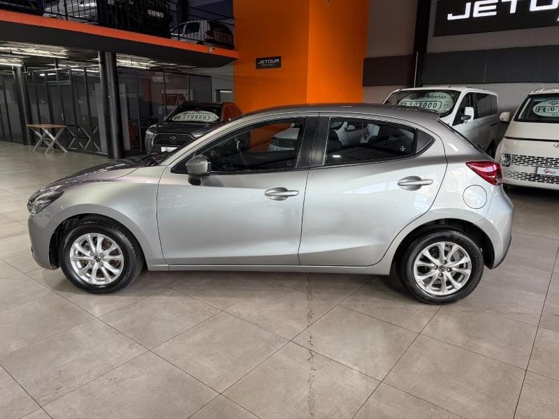 Mazda Mazda 2