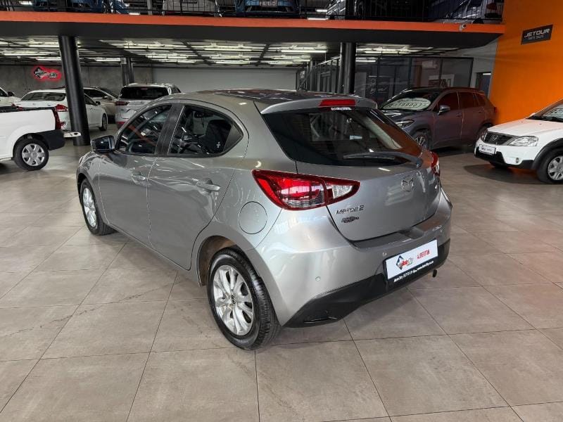 Mazda Mazda 2